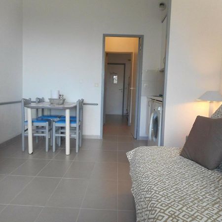 Studio Villeneuve-Loubet, 1 pièce, 4 personnes - FR-1-252A-29 Extérieur photo
